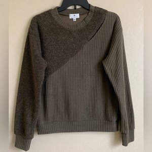 Socialite Mixed Media Womens Sweater